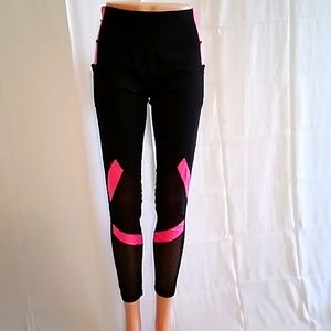 Women's work out leggings/pocket style